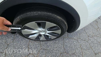 2021 Tesla Model Y Long Range - miniatura 22