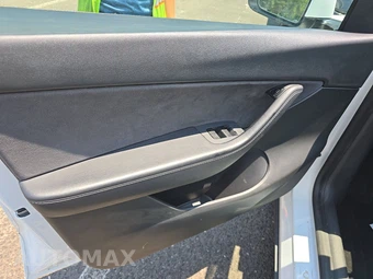 2021 Tesla Model Y Long Range - miniatura 9