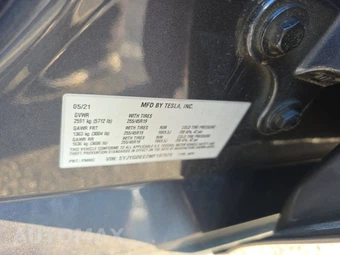 2021 Tesla Model Y Long Range - miniatura 14