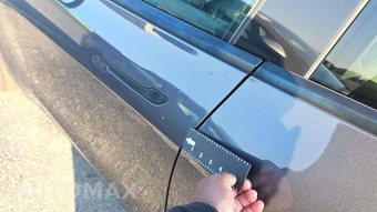 2021 Tesla Model Y Long Range - miniatura 30