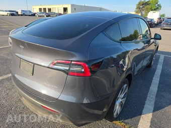 2021 Tesla Model Y Long Range - miniatura 4