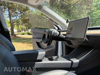 2021 Tesla Model Y Long Range - miniatura 40