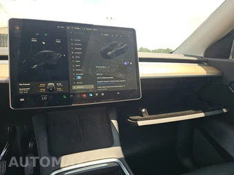 2021 Tesla Model Y Long Range – miniatura 11
