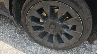 2021 Tesla Model Y Long Range – miniatura 38