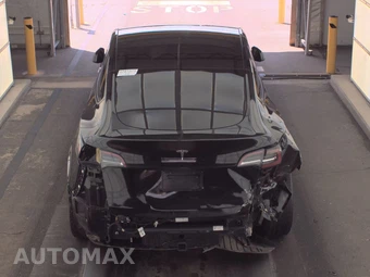 2021 Tesla Model Y Long Range – miniatura 5