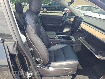 2021 Tesla Model Y Long Range – miniatura 8
