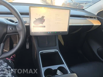 2021 Tesla Model Y Long Range - miniatura 11