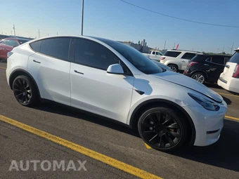 2021 Tesla Model Y Long Range - miniatura 3