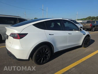 2021 Tesla Model Y Long Range - miniatura 4