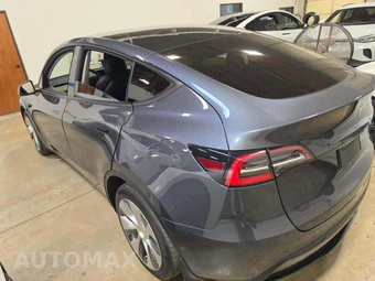 2021 Tesla Model Y Long Range - miniatura 2