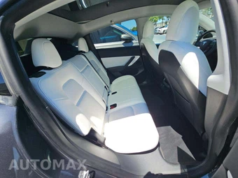 2021 Tesla Model Y Long Range - miniatura 16
