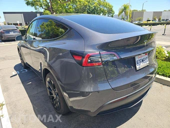 2021 Tesla Model Y Long Range - miniatura 2
