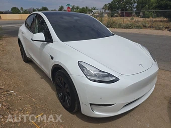 2021 Tesla Model Y Long Range - miniatura 3