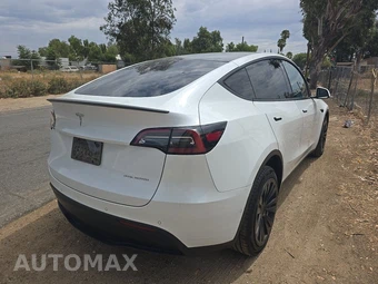 2021 Tesla Model Y Long Range - miniatura 4