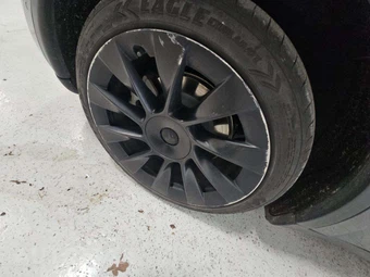 2021 Tesla Model Y Long Range - miniatura 24