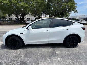 2021 Tesla Model Y Long Range - miniatura 12