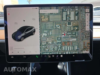 2021 Tesla Model Y Long Range - miniatura 21