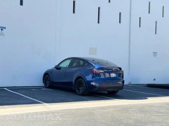 2021 Tesla Model Y Long Range - miniatura 12