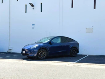 2021 Tesla Model Y Long Range - miniatura 3