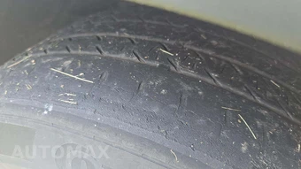 2021 Tesla Model Y Long Range - miniatura 26