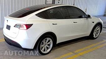 2021 Tesla Model Y Long Range - miniatura 4