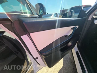 2021 Tesla Model Y Long Range - miniatura 9