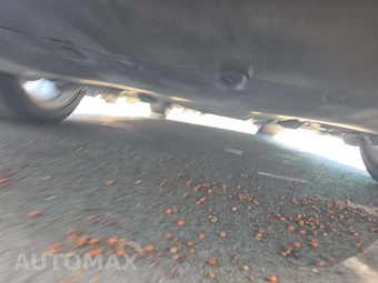 2021 Tesla Model Y Long Range - miniatura 15