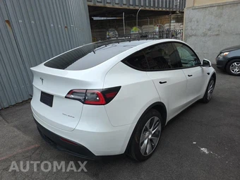 2021 Tesla Model Y Long Range - miniatura 4