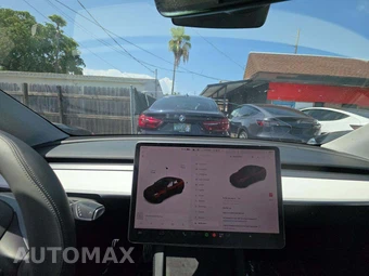 2021 Tesla Model Y Long Range - miniatura 10