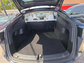 2021 Tesla Model Y Long Range - miniatura 14