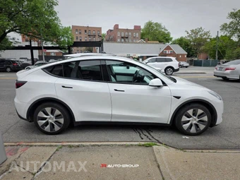2021 Tesla Model Y Long Range - miniatura 4