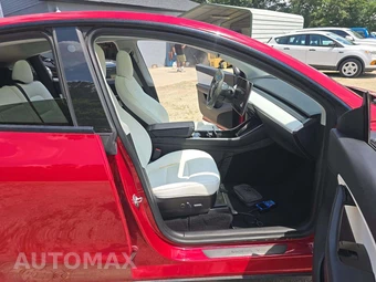 2021 Tesla Model Y Performance - miniatura 15