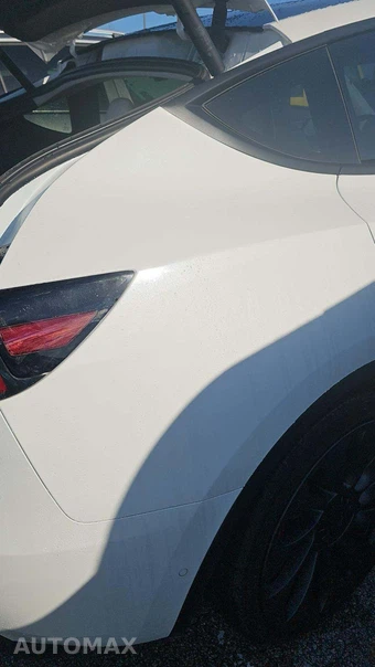 2021 Tesla Model Y Performance - miniatura 25