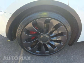 2021 Tesla Model Y Performance - miniatura 24