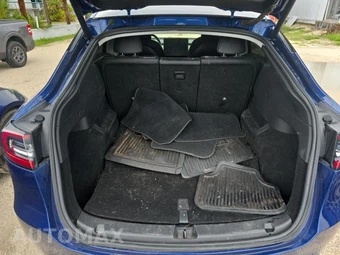 2021 Tesla Model Y Standard Range - miniatura 19