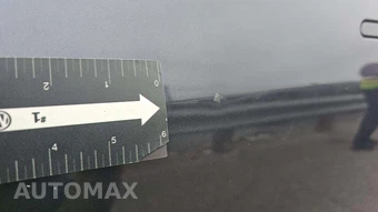 2021 Tesla Model Y Standard Range – miniatura 25