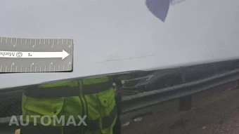 2021 Tesla Model Y Standard Range – miniatura 28