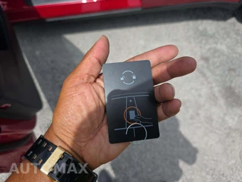2021 Tesla Model Y Standard Range - miniatura 8