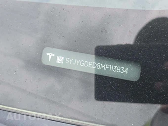 2021 Tesla Model Y Standard Range - miniatura 2