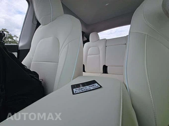 2021 Tesla Model Y Standard Range - miniatura 5