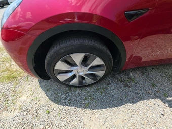 2021 Tesla Model Y Standard Range - miniatura 23