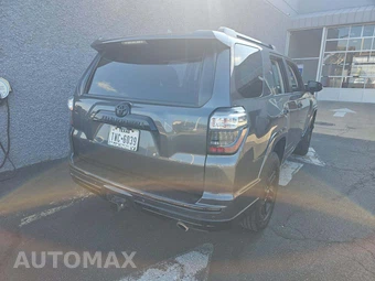 2021 Toyota 4Runner Nightshade - miniatura 3