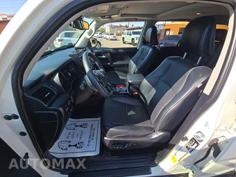 2021 Toyota 4Runner Nightshade - miniatura 3