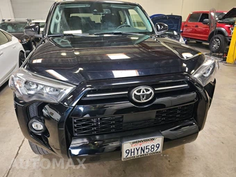 2021 Toyota 4Runner SR5 – miniatura 2