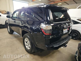 2021 Toyota 4Runner SR5 – miniatura 6