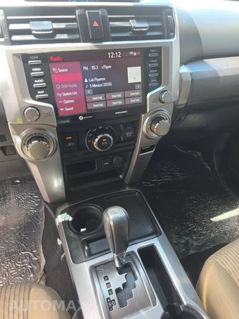 2021 Toyota 4Runner SR5 – miniatura 11