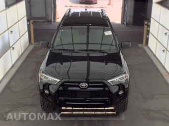 2021 Toyota 4Runner SR5 – miniatura 2