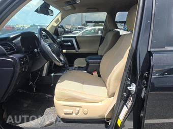2021 Toyota 4Runner SR5 – miniatura 7