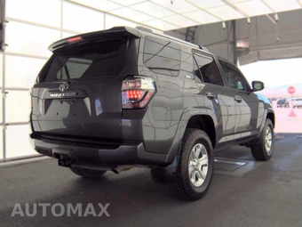 2021 Toyota 4Runner SR5 - miniatura 4