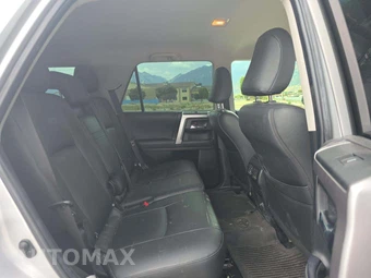 2021 Toyota 4Runner SR5 - miniatura 17
